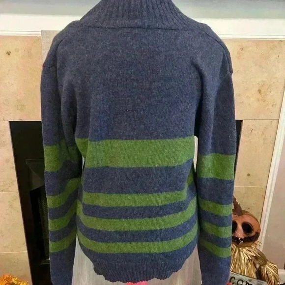 Cloth Logic Women’s Lambs Wool Sweater. Medium . Green, Blue. Preowned. - Picture 2 of 4